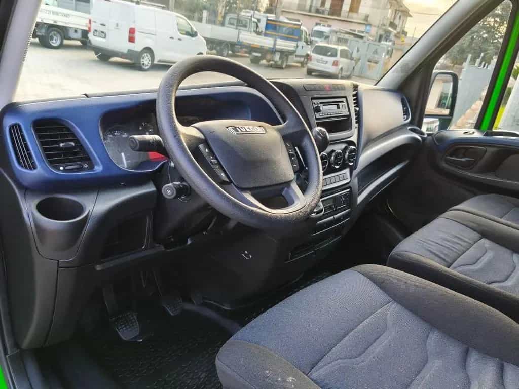 Iveco Daily Daily 35S14 Furgone Medio Tetto Basso Ganc 10/2016-photo-8