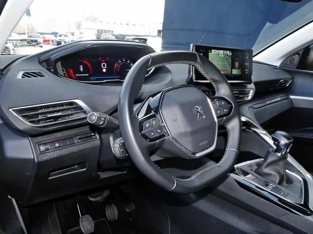Peugeot 3008 Allure 130 Aut+AHK+Klima+Einparkhilfe+Tempo 02/2022-photo-13