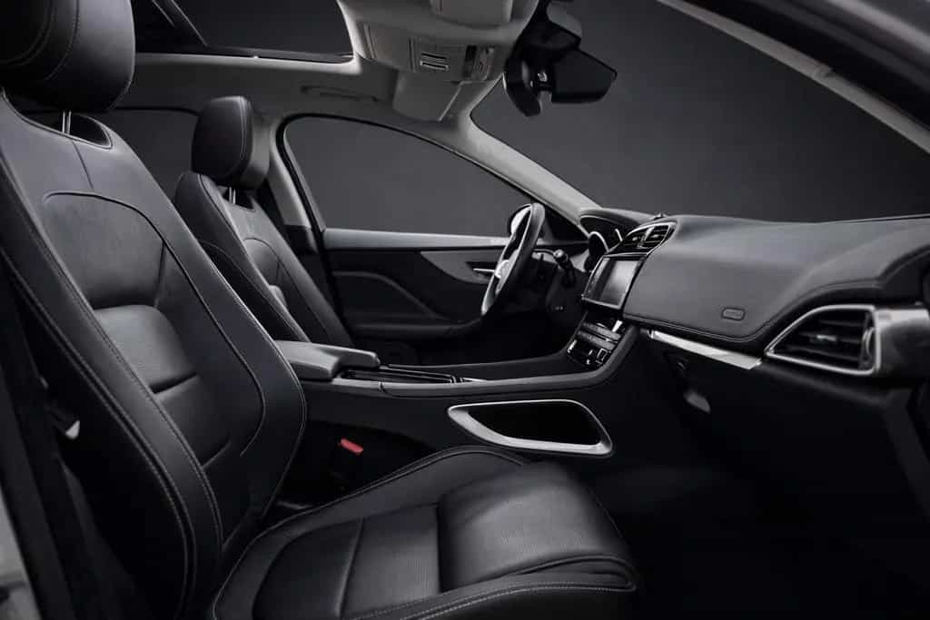 Jaguar F-Pace R-Sport AWD Aut. Navi*Leder*Kam*Spur*Pano 12/2016-photo-9