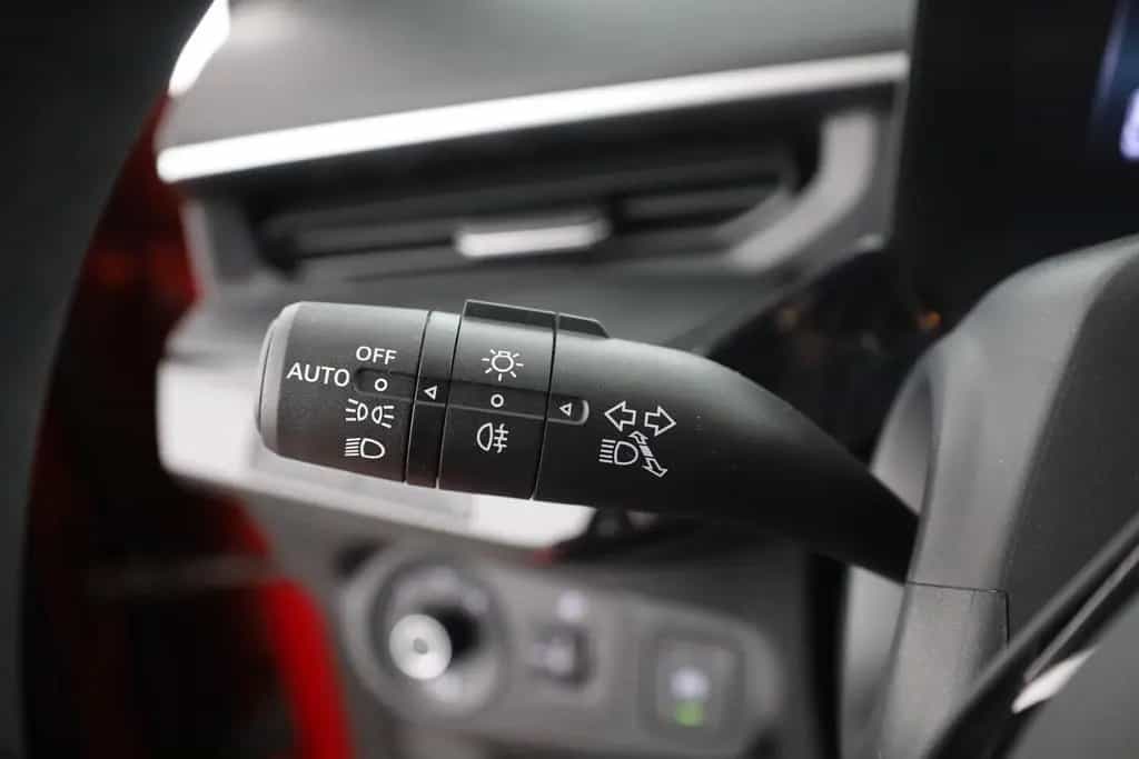 MG MG3 1.5 Comfort LED Navi Kamera 01/2026-photo-17