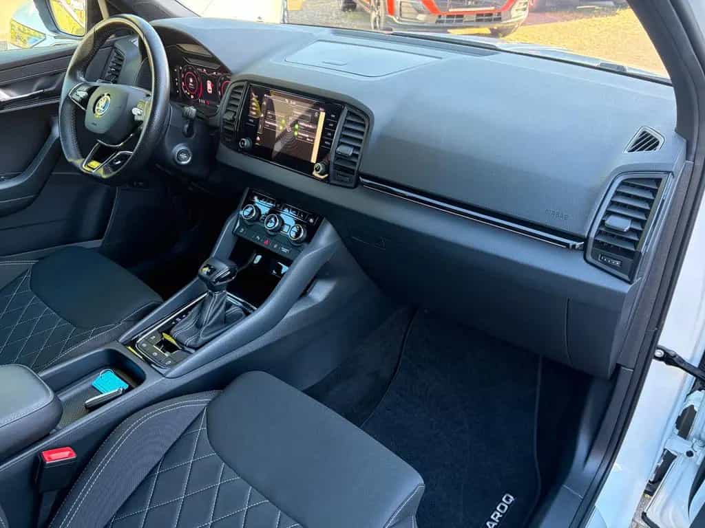 Skoda Karoq Sportline*DSG*AHK*LED* 03/2021-photo-12