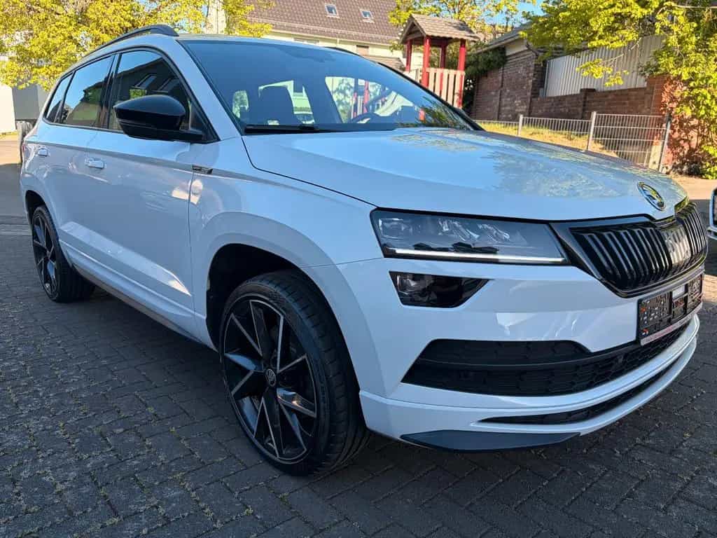 Skoda Karoq Sportline*DSG*AHK*LED* 03/2021-photo-2