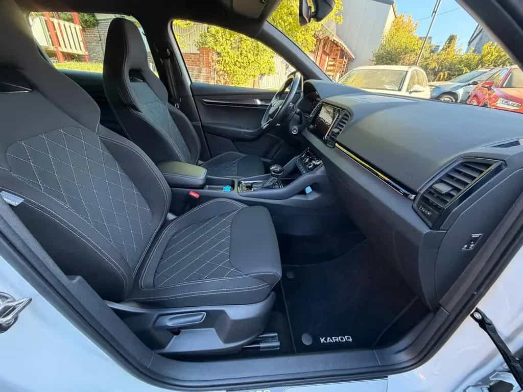 Skoda Karoq Sportline*DSG*AHK*LED* 03/2021-photo-9