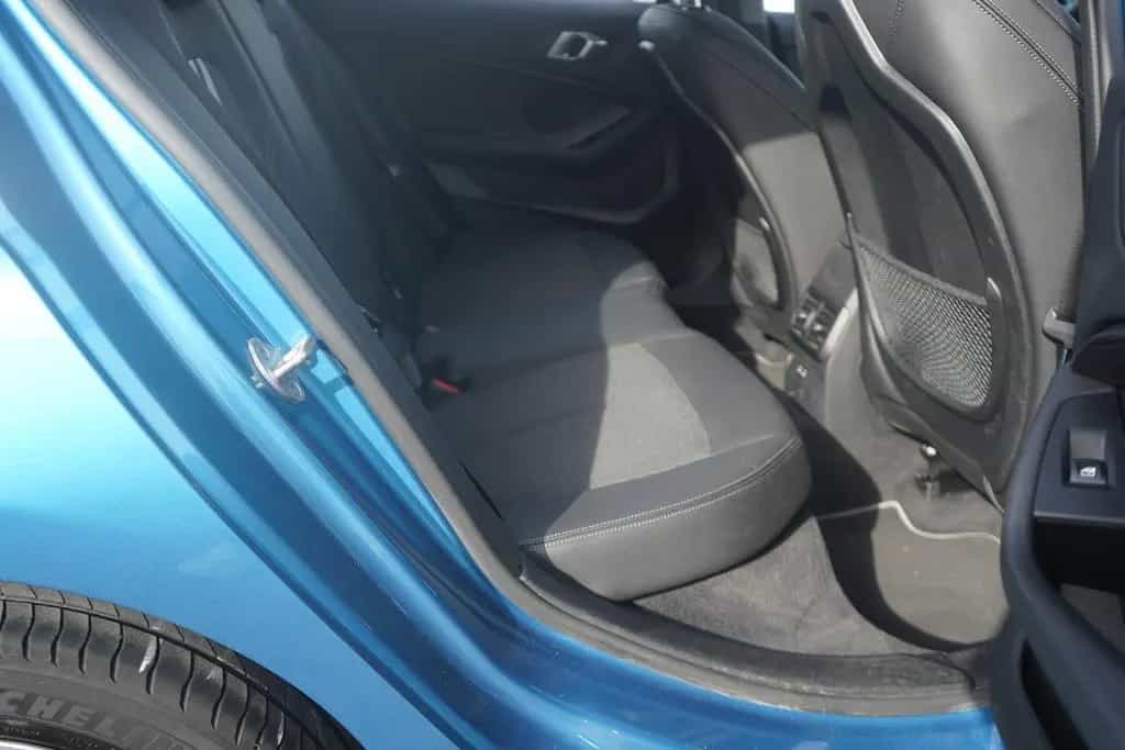 BMW 118 i Advantage LED Navi Sitzheizung Tempomat DAB 08/2022-photo-31