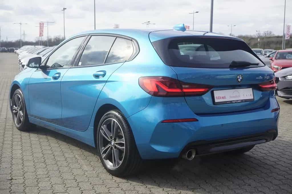 BMW 118 i Advantage LED Navi Sitzheizung Tempomat DAB 08/2022-photo-6