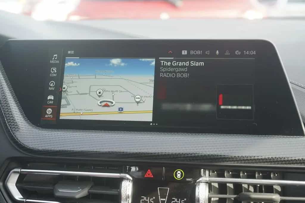 BMW 118 i Advantage LED Navi Sitzheizung Tempomat DAB 08/2022-photo-9