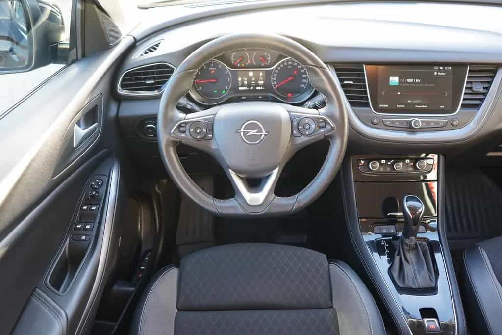 Opel Grandland X 1.2 Turbo Innovation LED Navi Kamera 11/2020-photo-11