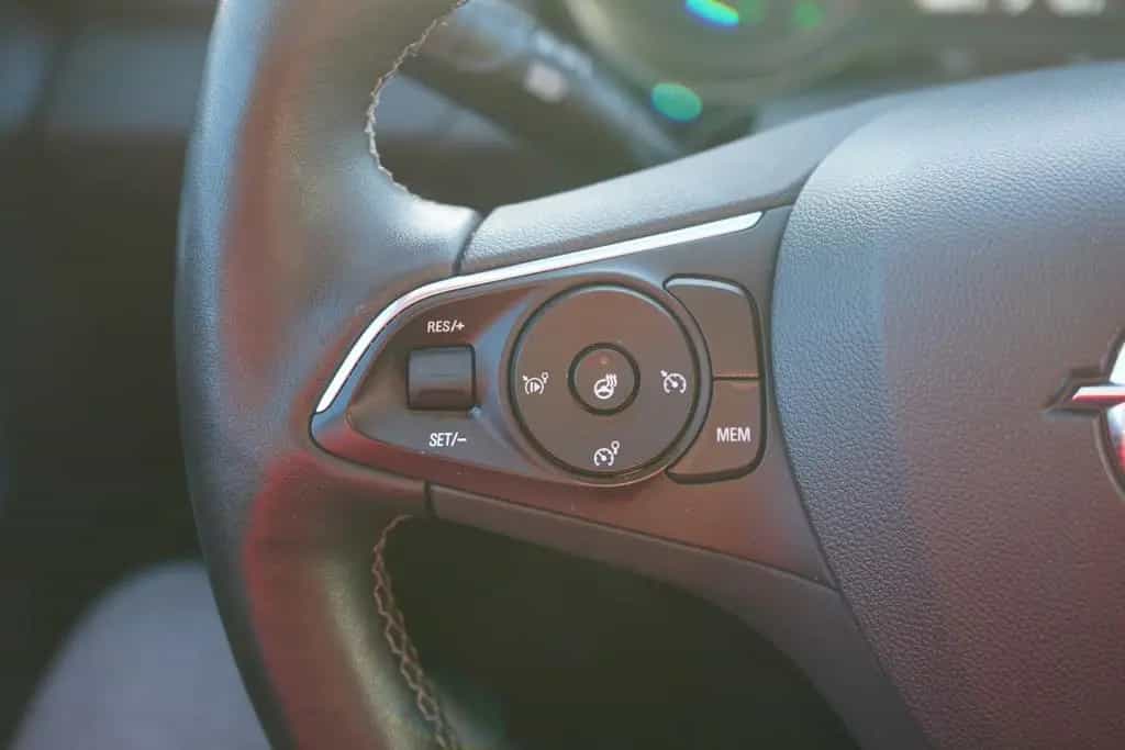 Opel Grandland X 1.2 Turbo Innovation LED Navi Kamera 11/2020-photo-25