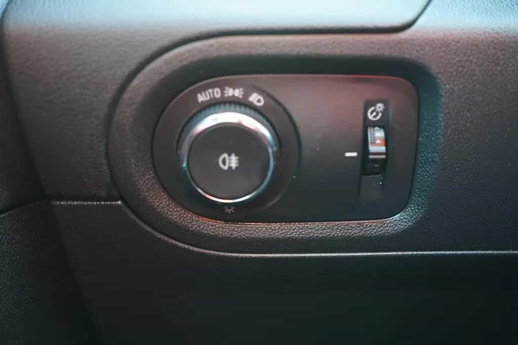 Opel Grandland X 1.2 Turbo Innovation LED Navi Kamera 11/2020-photo-28