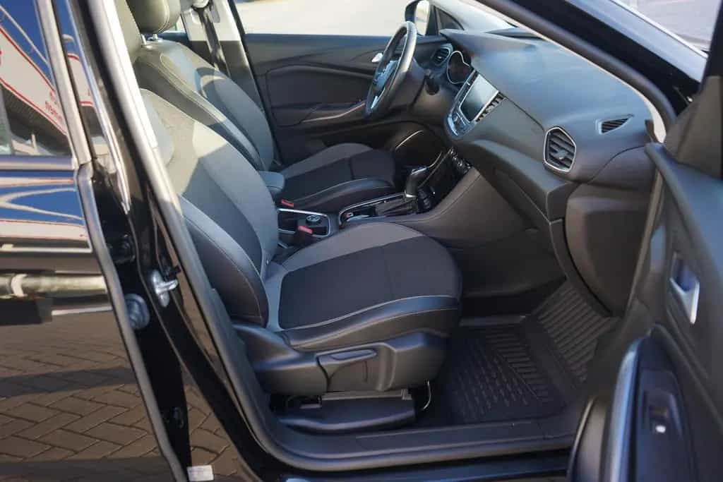 Opel Grandland X 1.2 Turbo Innovation LED Navi Kamera 11/2020-photo-33