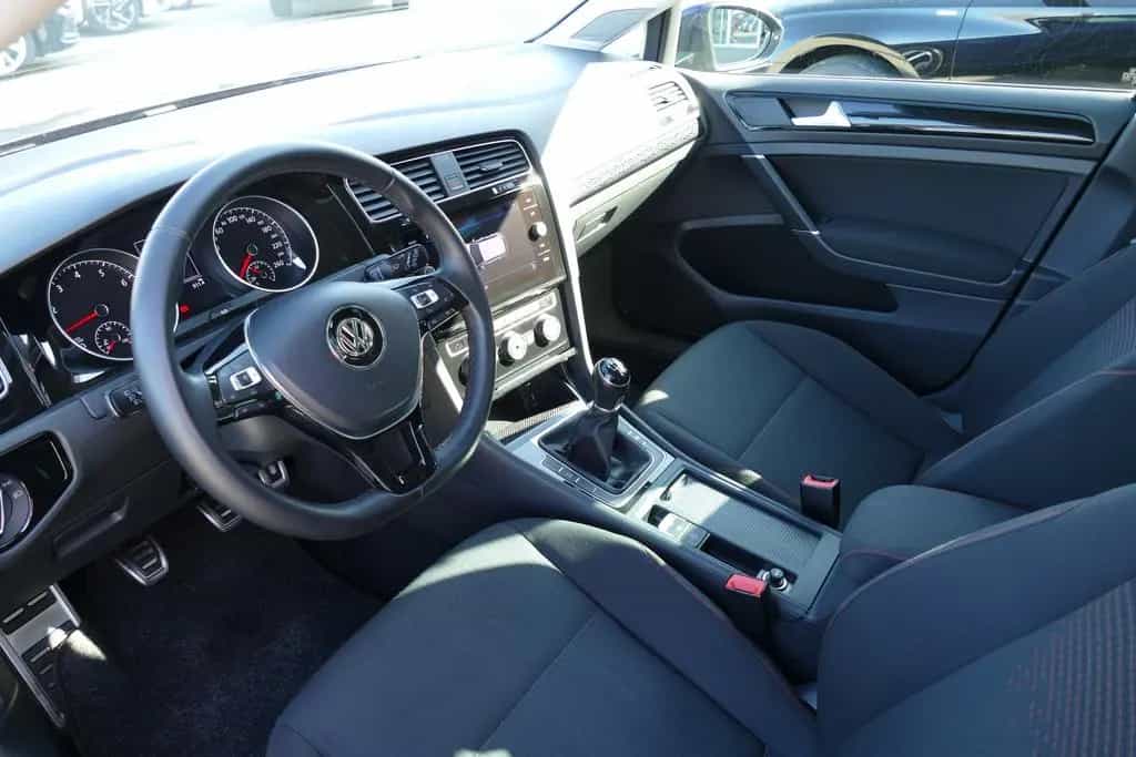 Volkswagen Golf VII 1.5 TSI Sound LED Navi AHK Sitzheizung 11/2017-photo-7