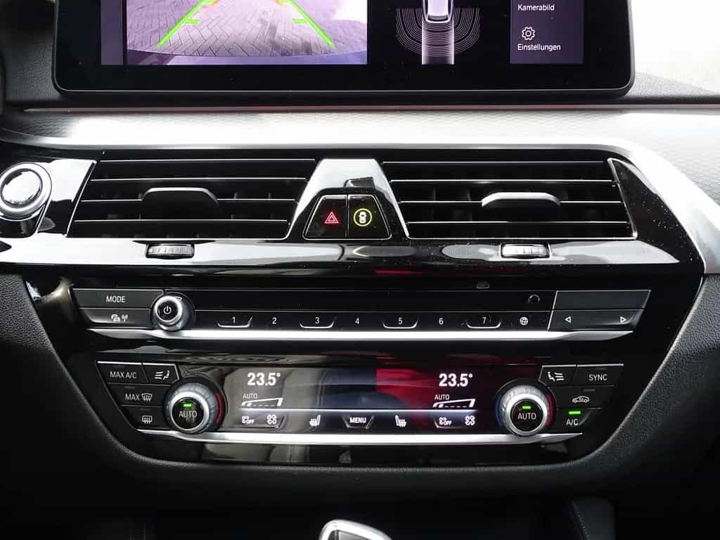 BMW 5 Series 520d Touring Aut. M-Paket LED Navi Kamera Leder 02/2023-photo-15