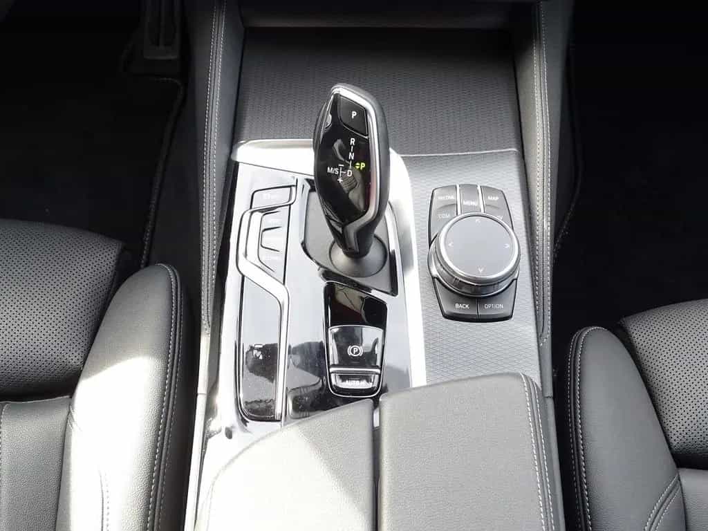 BMW 5 Series 520d Touring Aut. M-Paket LED Navi Kamera Leder 02/2023-photo-17