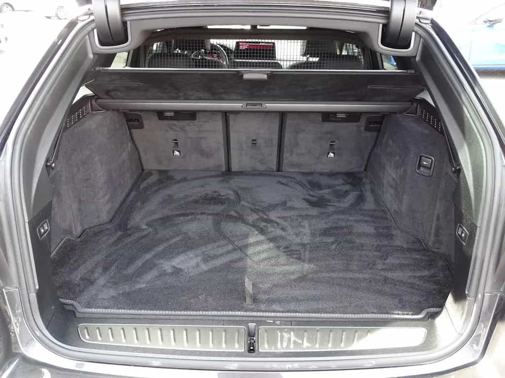 BMW 5 Series 520d Touring Aut. M-Paket LED Navi Kamera Leder 02/2023-photo-31