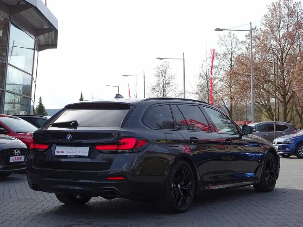 BMW 5 Series 520d Touring Aut. M-Paket LED Navi Kamera Leder 02/2023-photo-4