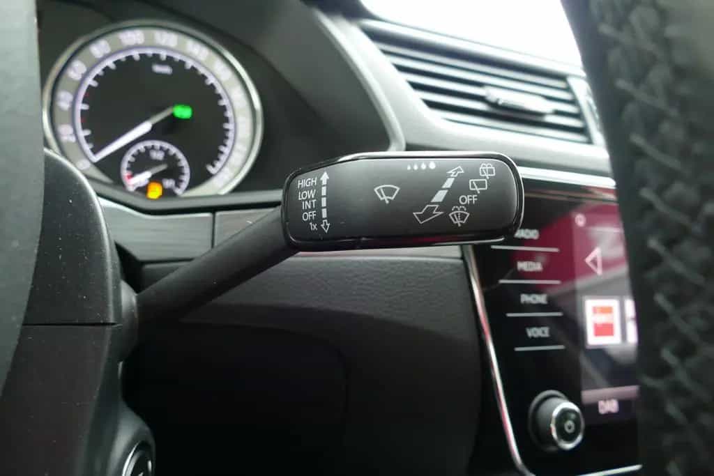 Skoda Superb Combi 1.5 TSI Ambition Navi Tempomat 11/2019-photo-13