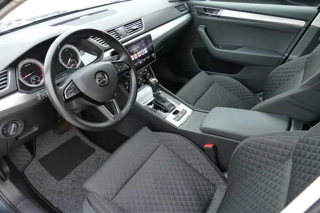 Skoda Superb Combi 1.5 TSI Ambition Navi Tempomat 11/2019-photo-7