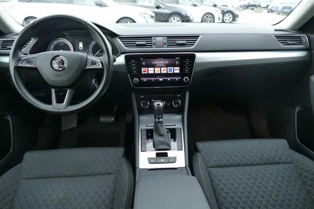 Skoda Superb Combi 1.5 TSI Ambition Navi Tempomat 11/2019-photo-8