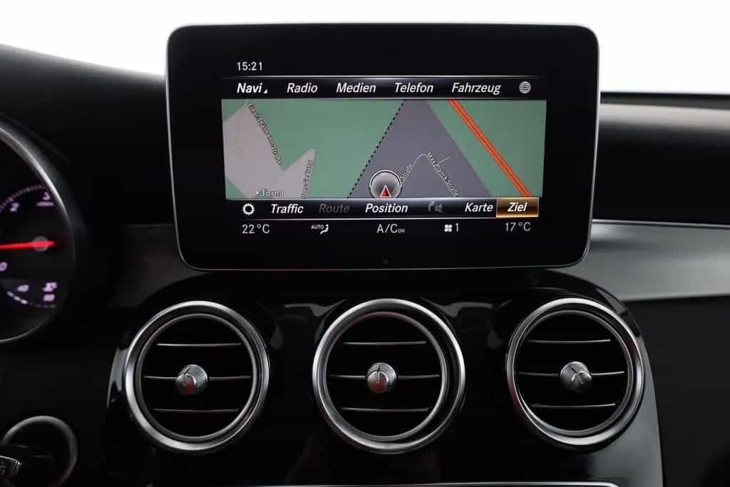 Mercedes-Benz GLC-Class 350d Exclusive 4Matic LED Standheizung AHK 01/2018-photo-10