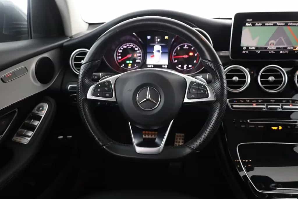 Mercedes-Benz GLC-Class 350d Exclusive 4Matic LED Standheizung AHK 01/2018-photo-13