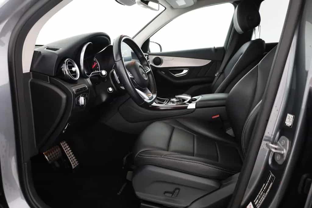 Mercedes-Benz GLC-Class 350d Exclusive 4Matic LED Standheizung AHK 01/2018-photo-21
