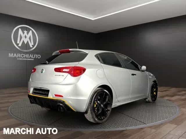 Alfa Romeo Giulietta ROMEO Giulietta 2.0 JTDm 170 CV TCT Veloce 06/2019-photo-4
