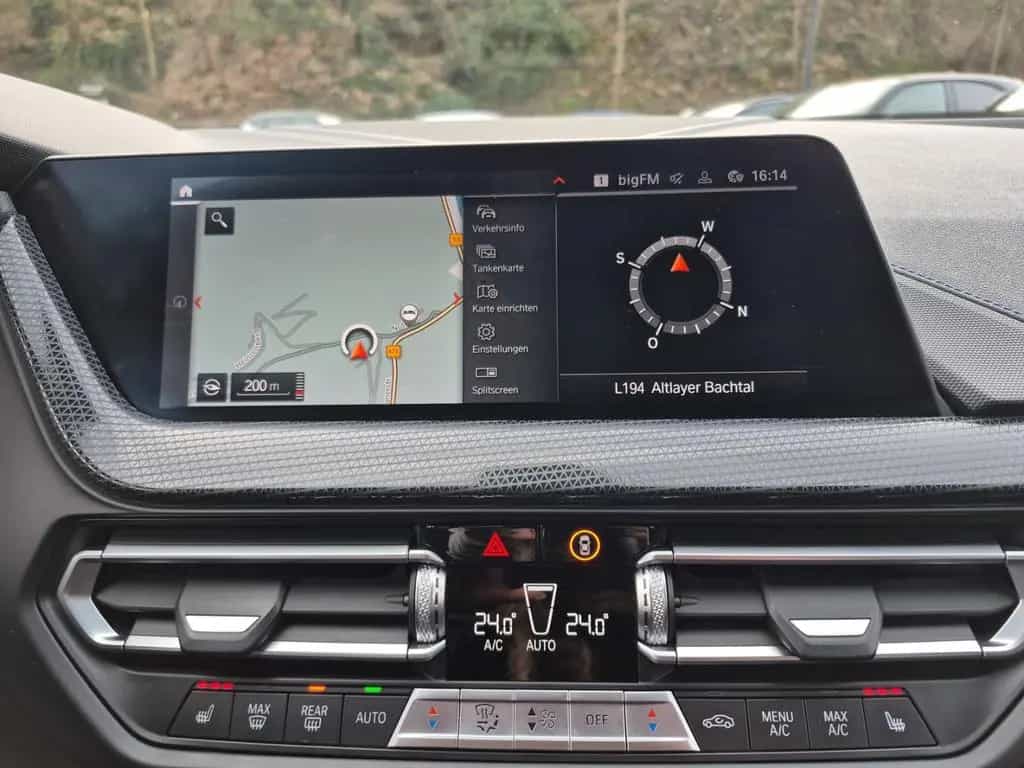 BMW M135 i xDrive HarmanK SportsitzeM Headup LED 07/2021-photo-11