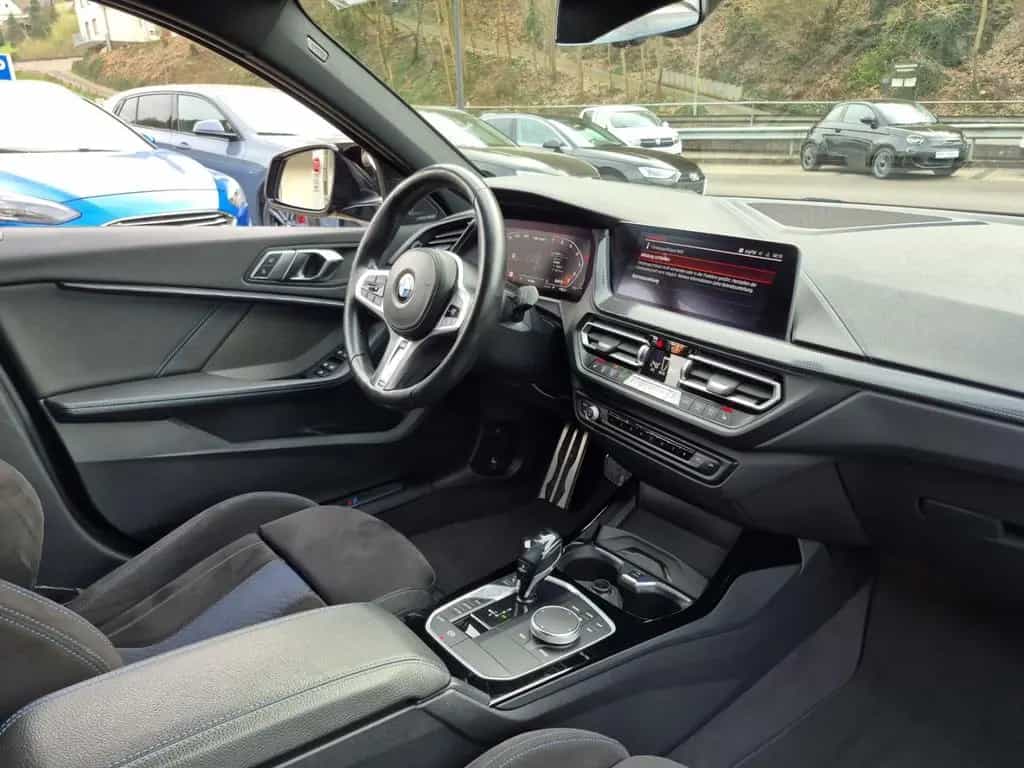 BMW M135 i xDrive HarmanK SportsitzeM Headup LED 07/2021-photo-7
