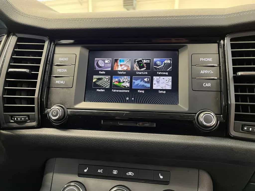 Skoda Kodiaq Active 1.5 TSI Einparkhilfe Sitzheizung 03/2022-photo-12