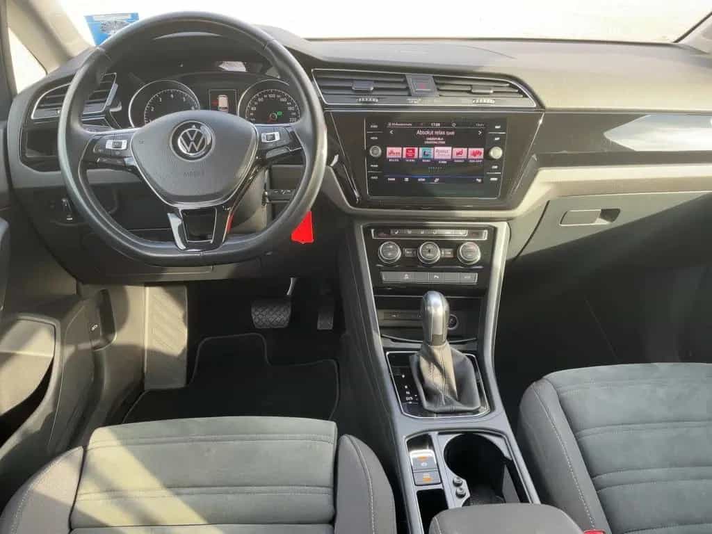 Volkswagen Touran BMT 1.5 TSI Highline ACC,AHK,AUTOM.,LED 02/2021-photo-8