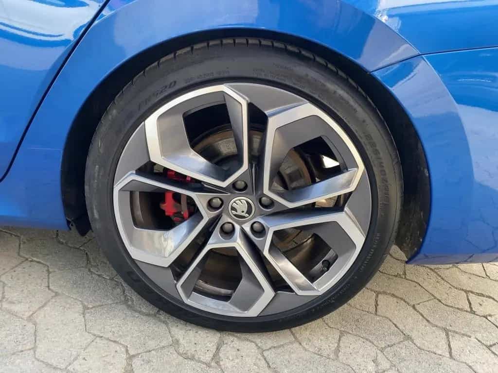Skoda Octavia Combi 2.0 TSI RS First Edition AHK*CAM 03/2021-photo-10