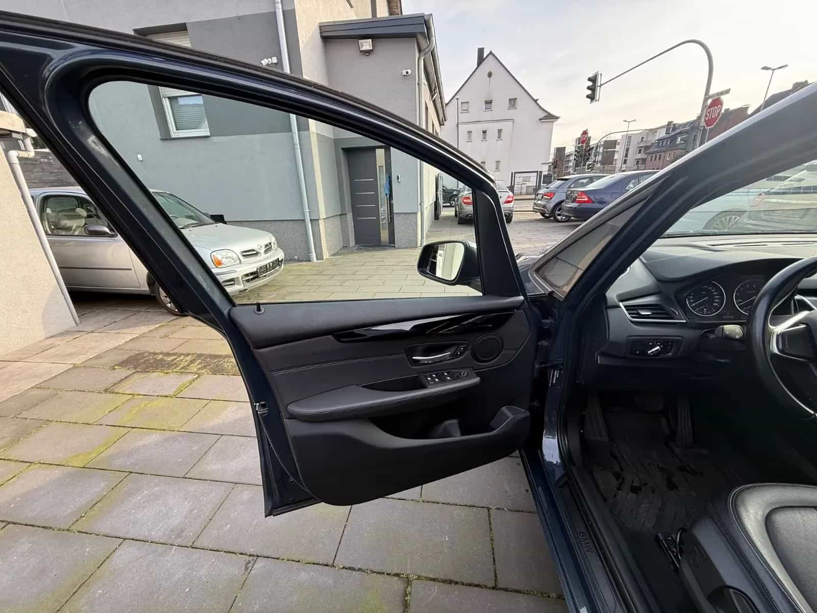 BMW 2 Series Gran Tourer 07/2015-photo-10