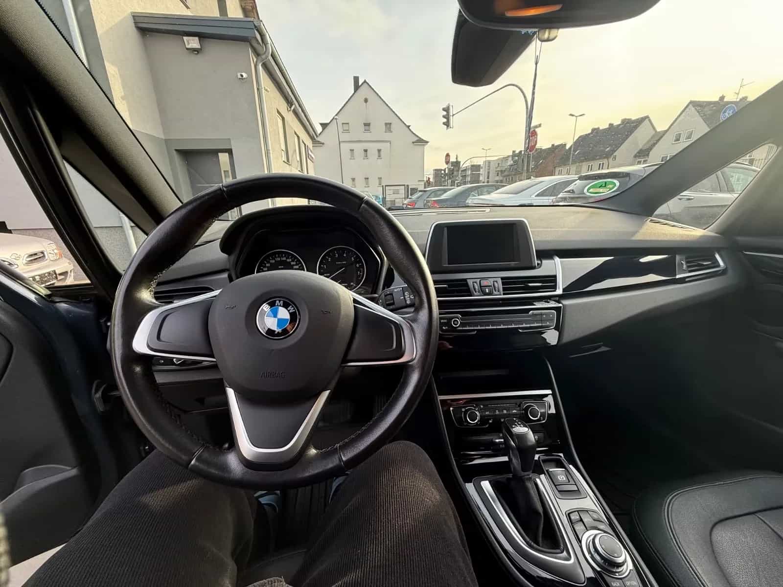 BMW 2 Series Gran Tourer 07/2015-photo-13