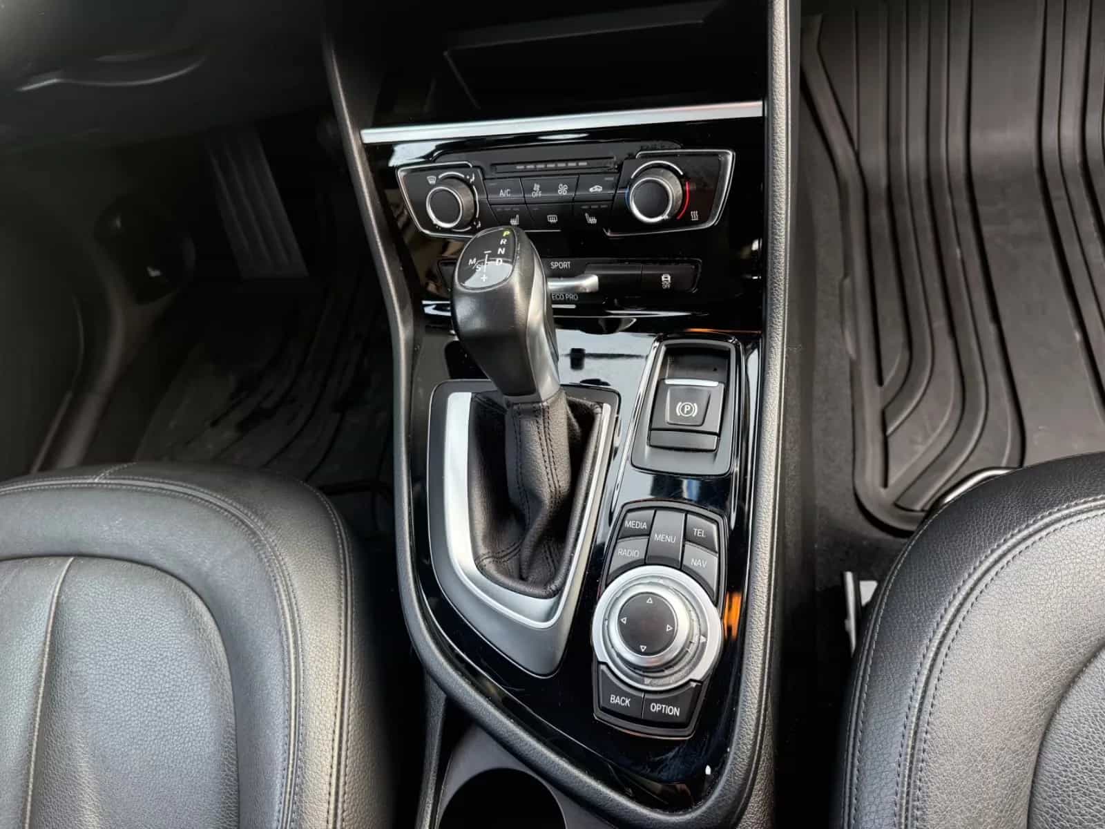 BMW 2 Series Gran Tourer 07/2015-photo-14
