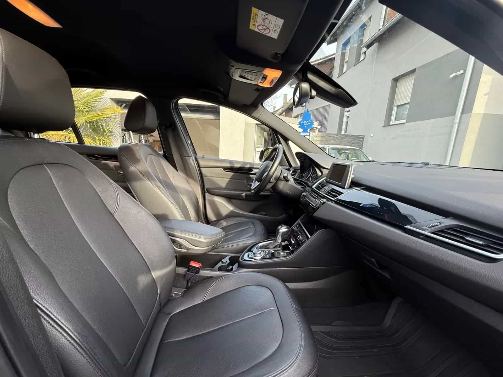 BMW 2 Series Gran Tourer 07/2015-photo-17
