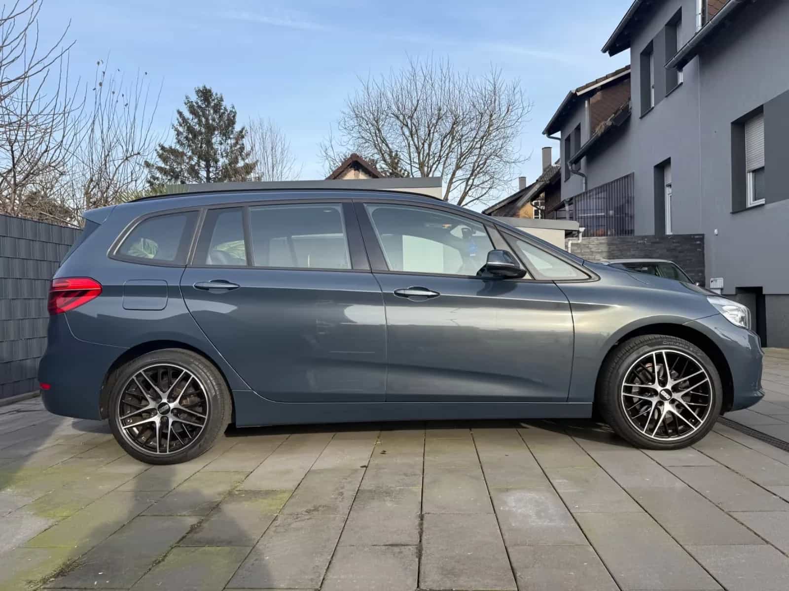 BMW 2 Series Gran Tourer 07/2015-photo-2
