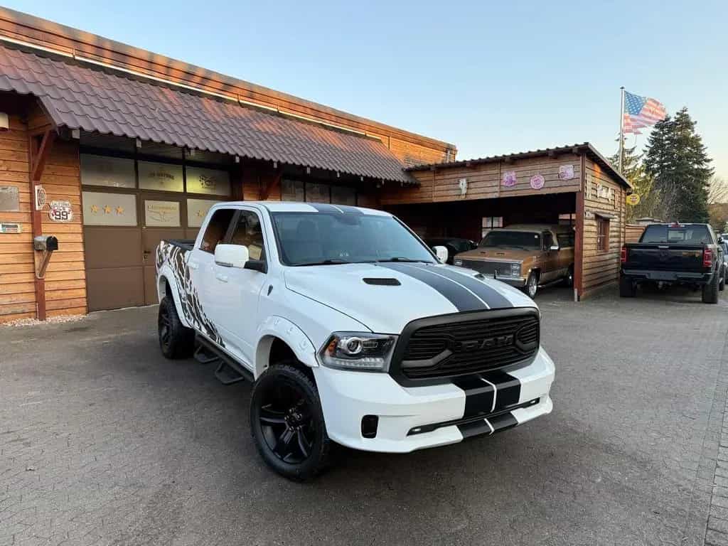 Dodge RAM V8*4X4*SPORT*AHK*OFFROAD*LIFT*GARANTIE*SERVICE 12/2021-photo-10