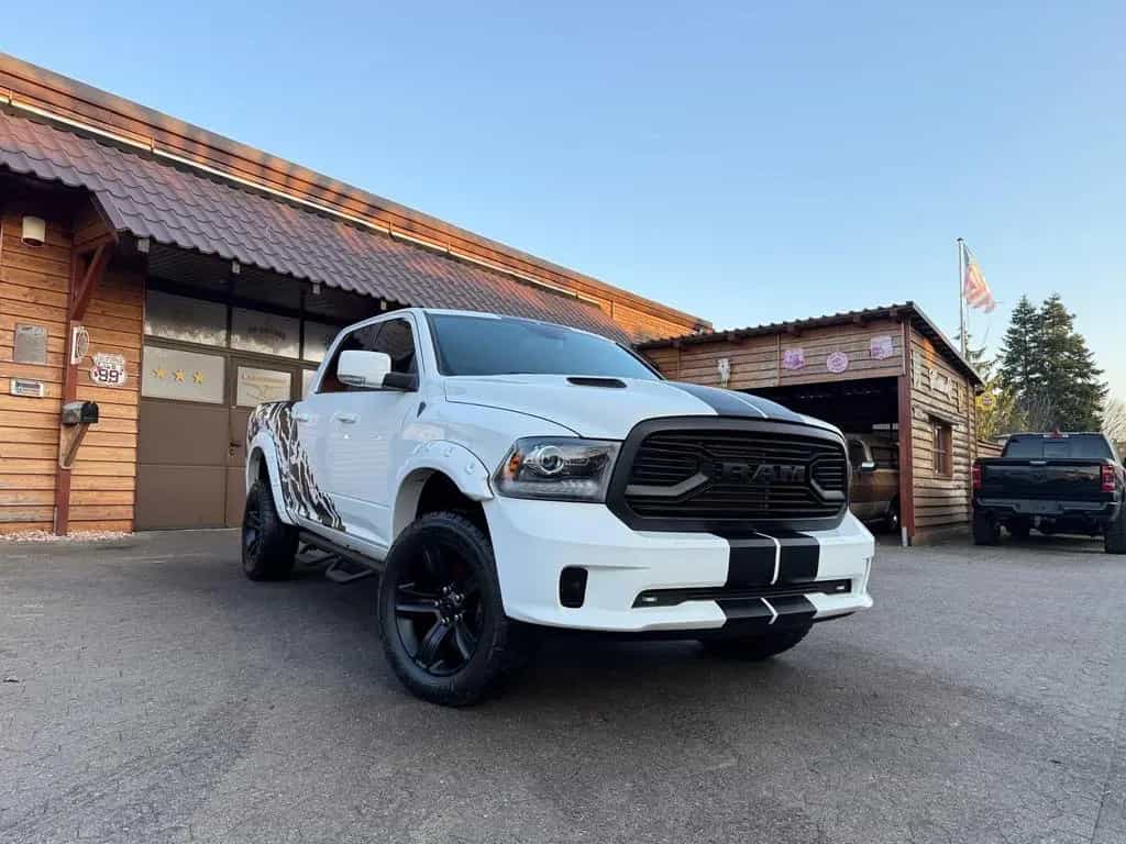 Dodge RAM V8*4X4*SPORT*AHK*OFFROAD*LIFT*GARANTIE*SERVICE 12/2021-photo-12