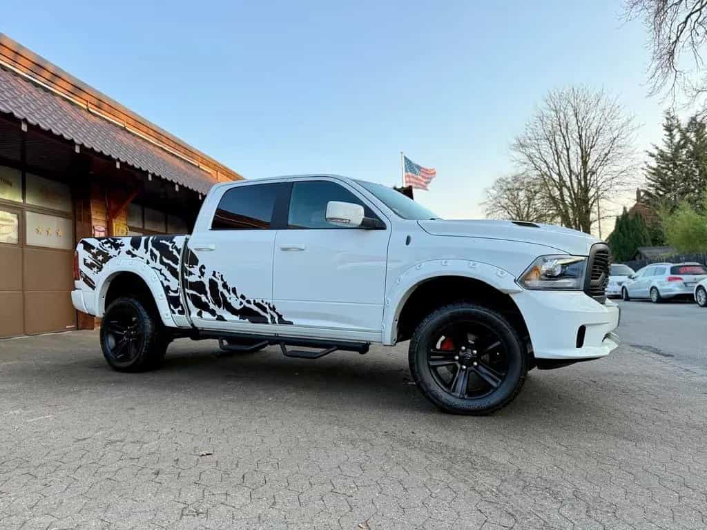 Dodge RAM V8*4X4*SPORT*AHK*OFFROAD*LIFT*GARANTIE*SERVICE 12/2021-photo-15
