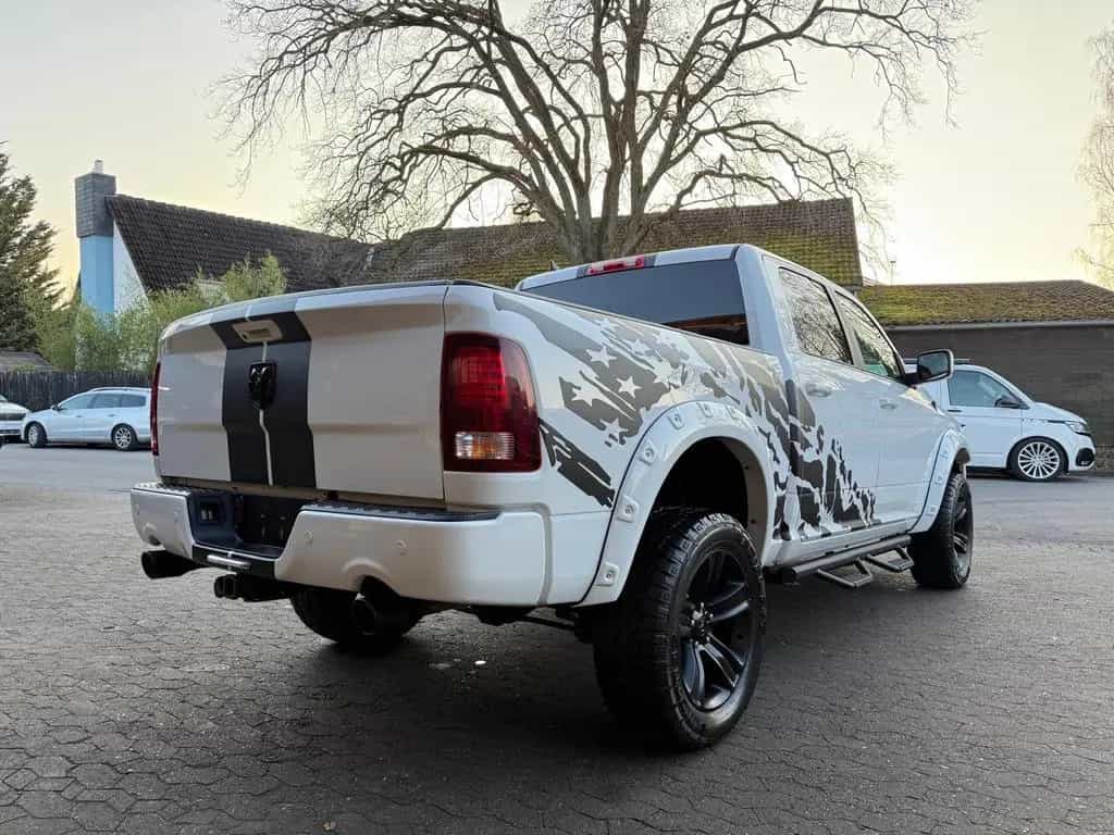 Dodge RAM V8*4X4*SPORT*AHK*OFFROAD*LIFT*GARANTIE*SERVICE 12/2021-photo-20