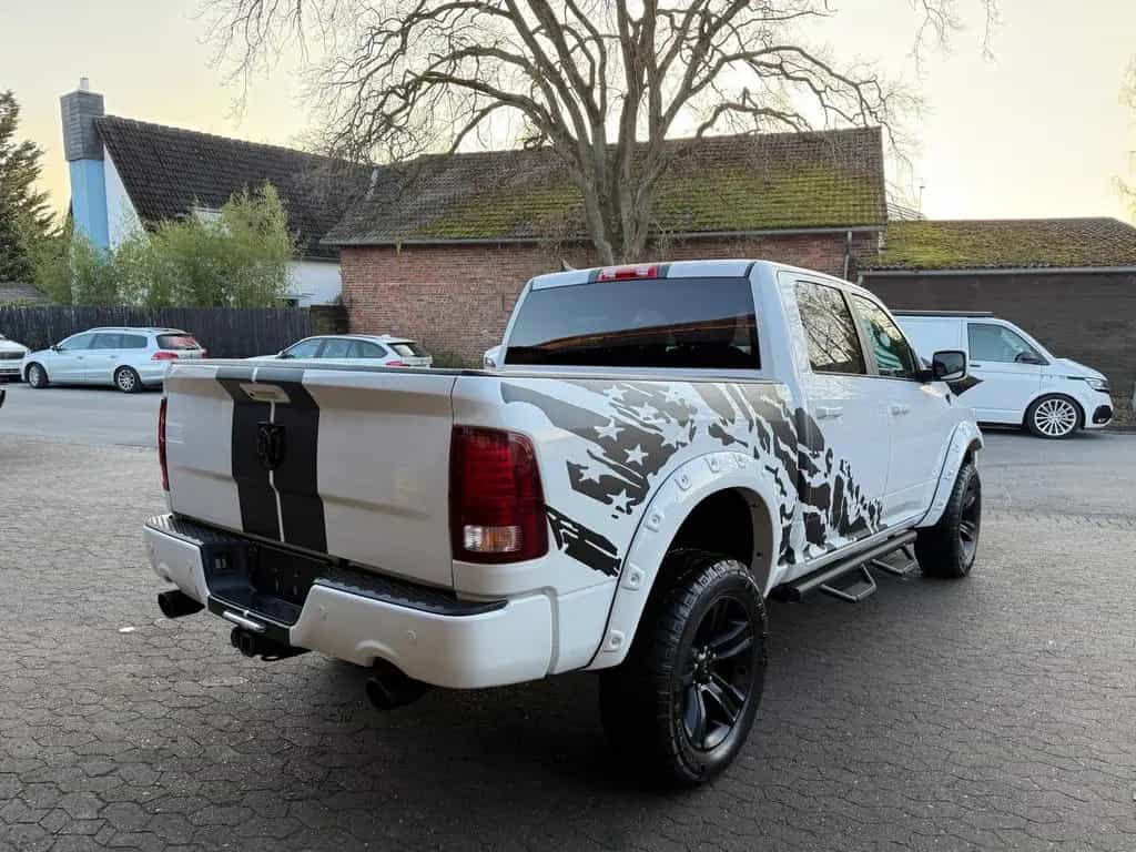 Dodge RAM V8*4X4*SPORT*AHK*OFFROAD*LIFT*GARANTIE*SERVICE 12/2021-photo-21