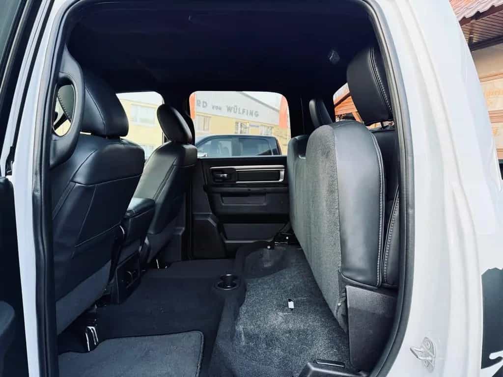 Dodge RAM V8*4X4*SPORT*AHK*OFFROAD*LIFT*GARANTIE*SERVICE 12/2021-photo-37