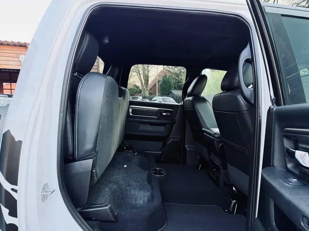 Dodge RAM V8*4X4*SPORT*AHK*OFFROAD*LIFT*GARANTIE*SERVICE 12/2021-photo-38