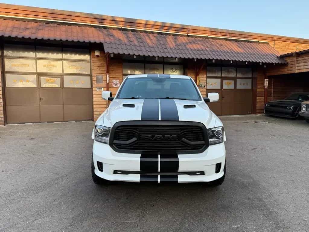 Dodge RAM V8*4X4*SPORT*AHK*OFFROAD*LIFT*GARANTIE*SERVICE 12/2021-photo-7