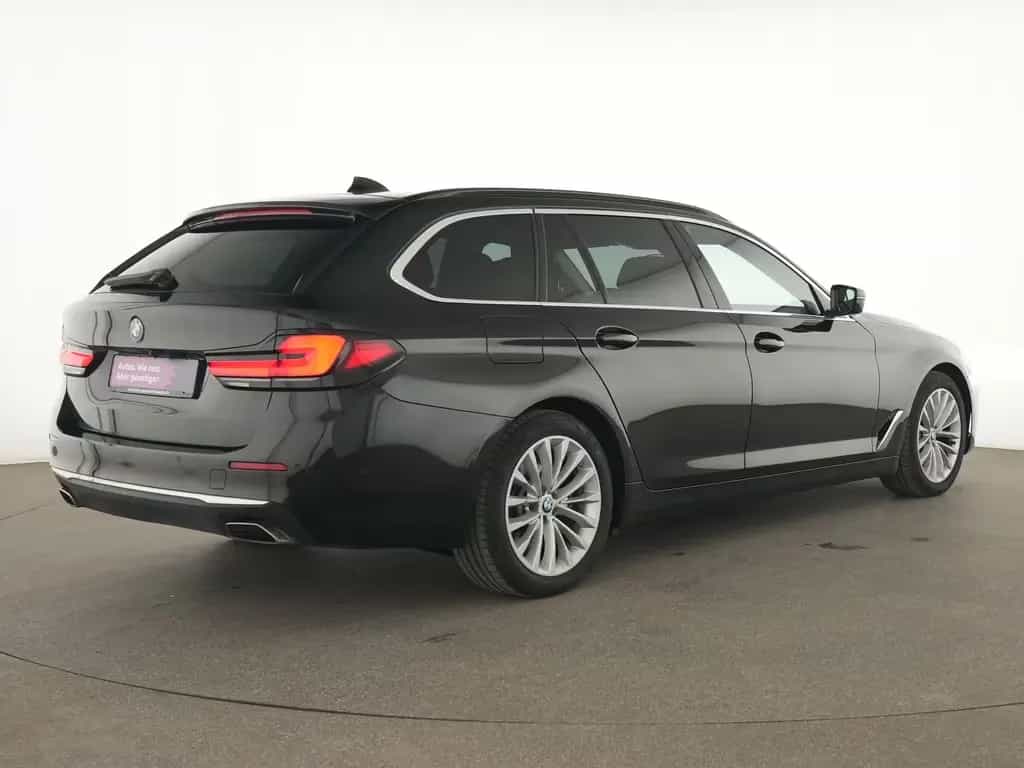 BMW 5 Series 530d xDrive Luxury Line HarmanKardon|ACC|HuD|Nav 07/2023-photo-6