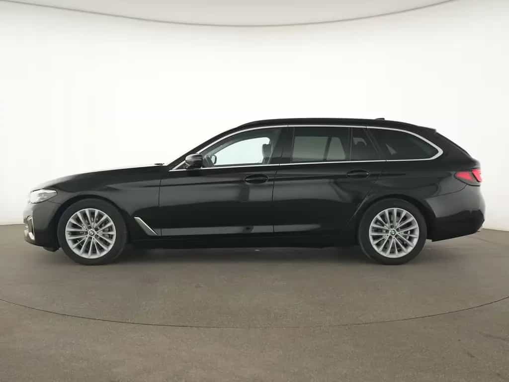 BMW 5 Series 530d xDrive Luxury Line HarmanKardon|ACC|HuD|Nav 07/2023-photo-9
