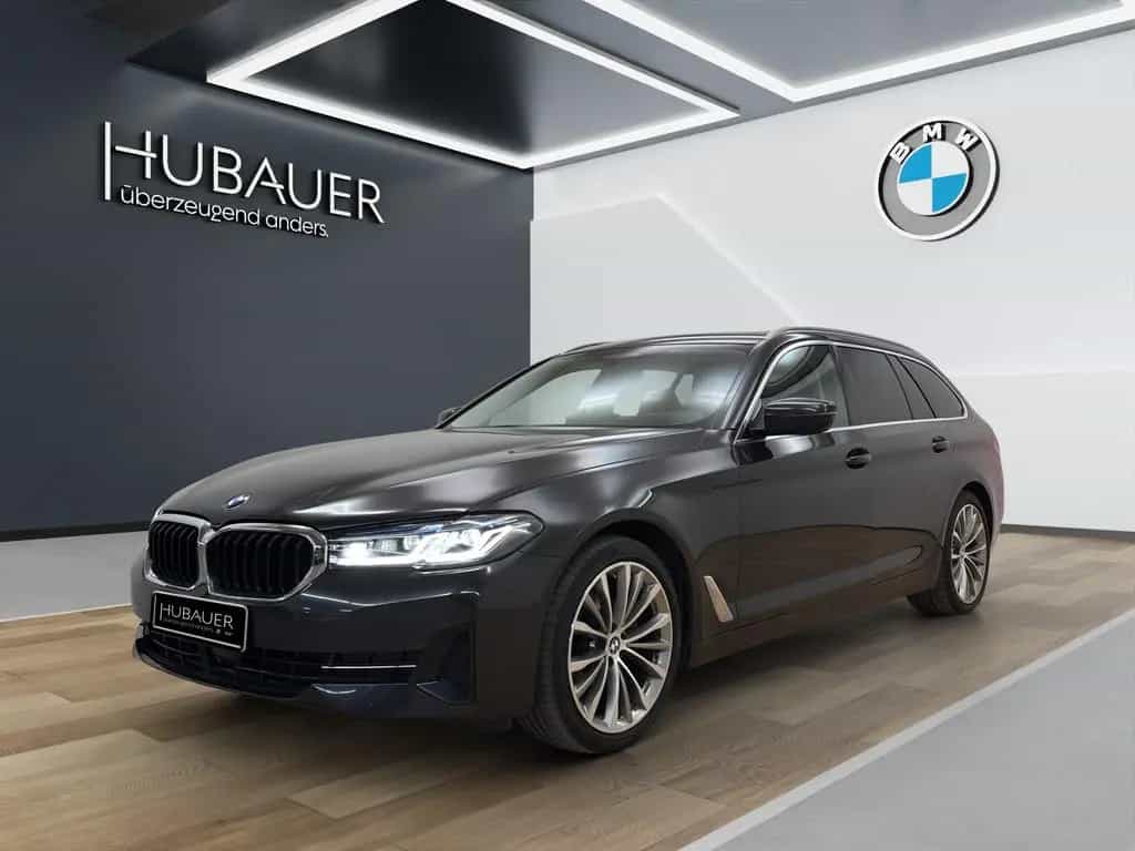 BMW 5 Series 520d xDrive Touring [Laser, DA Prof., AHK, Pano] 02/2023-photo-0