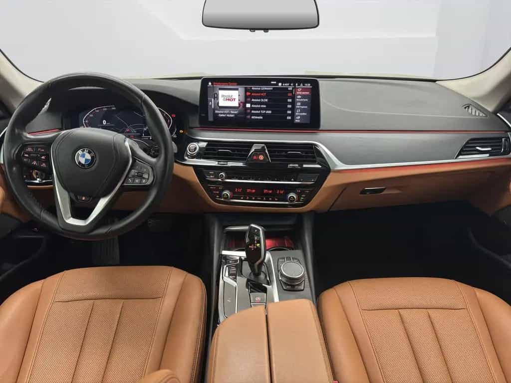 BMW 5 Series 520d xDrive Touring [Laser, DA Prof., AHK, Pano] 02/2023-photo-4