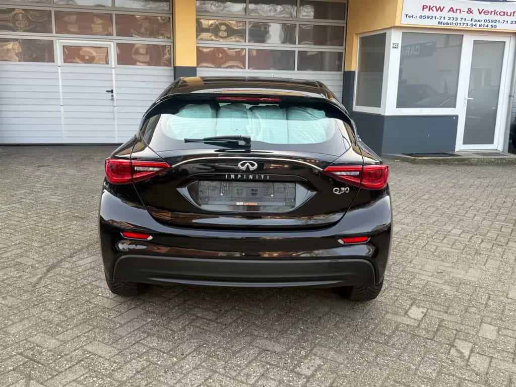 Infiniti Q30 1.5 d*NUR 60TKM**** 07/2017-photo-3