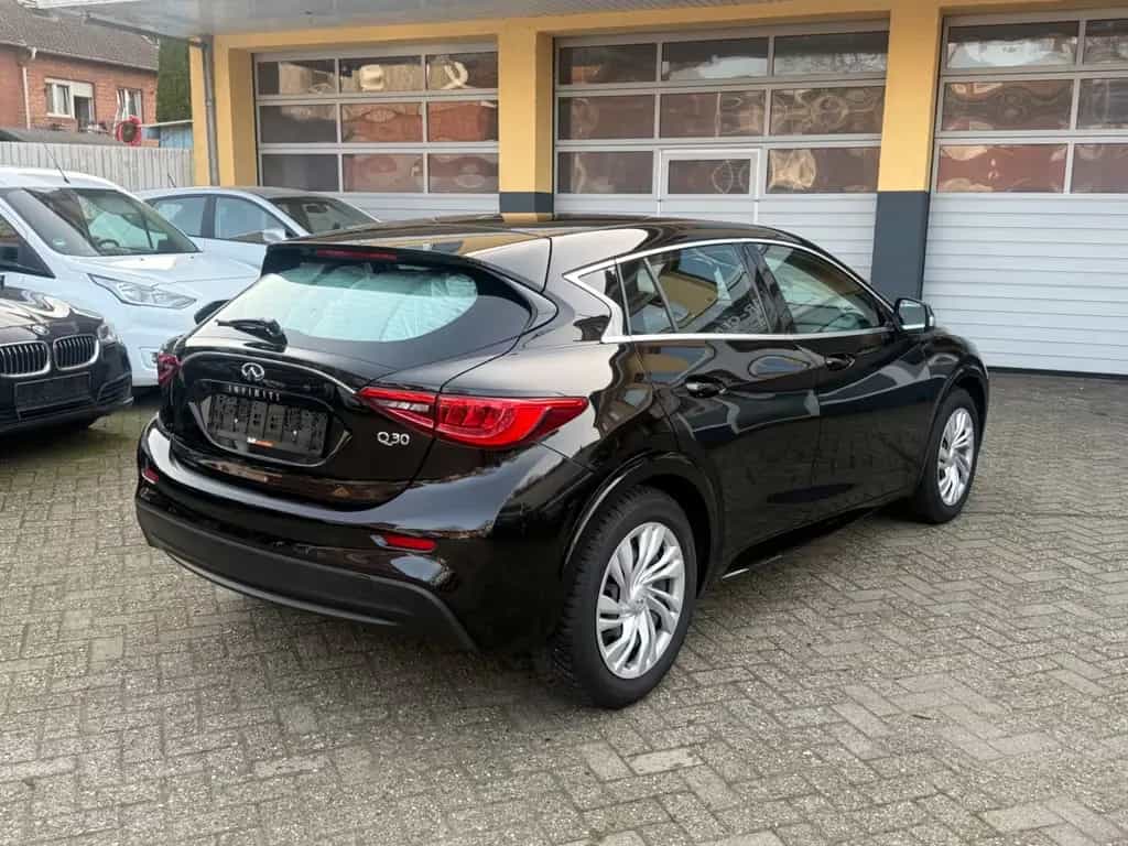 Infiniti Q30 1.5 d*NUR 60TKM**** 07/2017-photo-4